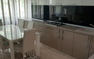 Apartament 2 camere de lux, mobilat, utilat, etaj 2, Zona: Piata Mare, 500 euro - Poză 1