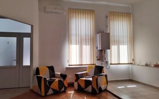 Spatiu birou de inchiriat, situat pe str.I.Vulcan, Oradea - Poză 1