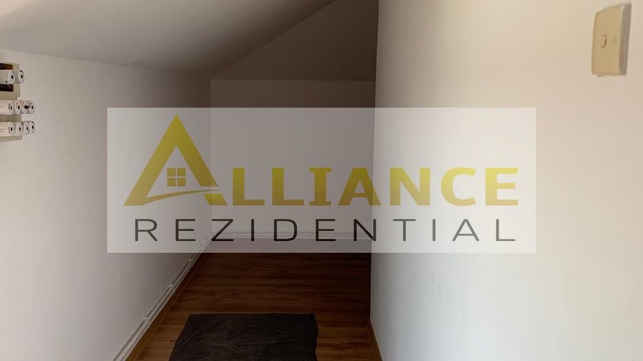 Catelu-Casa S+P+1+M - 14 Camere-1550 Teren - Poză 21