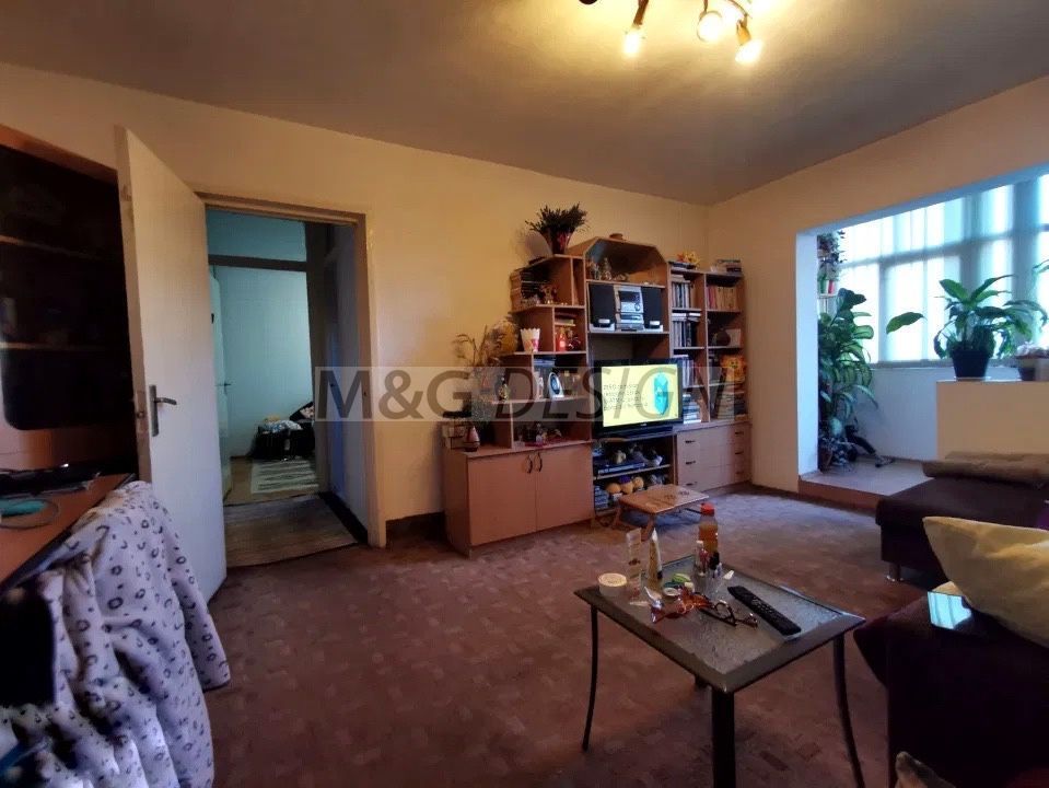 Apartament 3 camere Dambovita - Poză 1