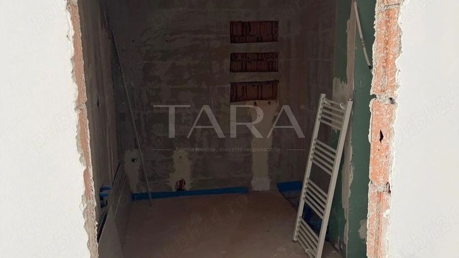Apartament semifinisat cu 3 camere și balcon generos. - Poză 4