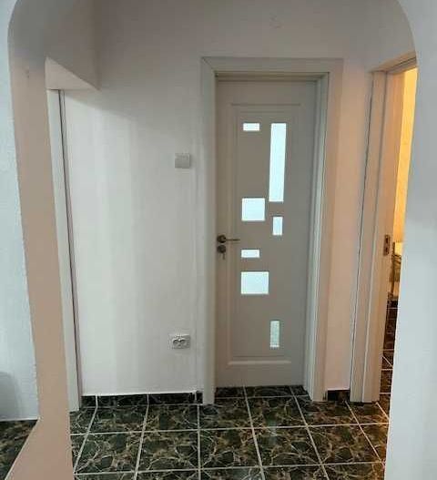 Vila cu 4 camere, Crangasi - Poză 4