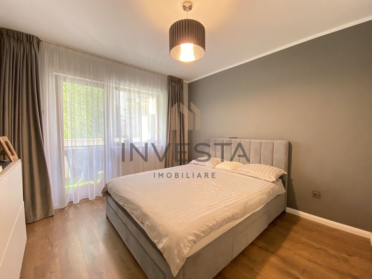 Apartament cu 3 camere si terasa, ansamblul Luminia, Europa - Poză 7