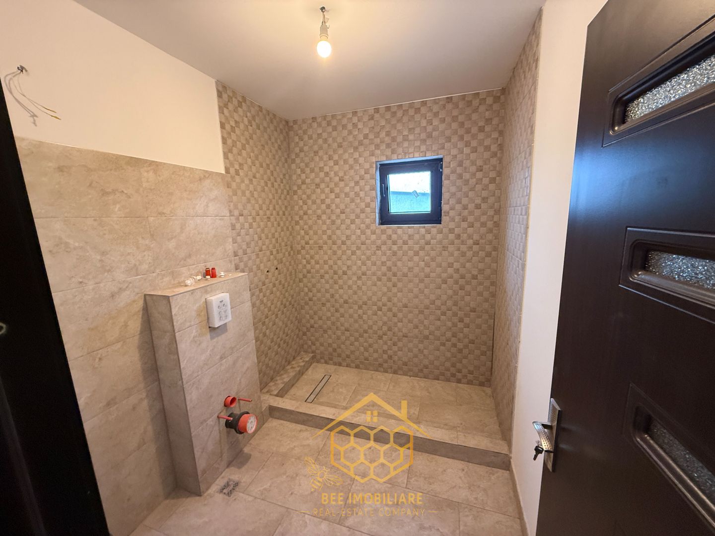 Casa P+1 in Simnicul de Jos - 3 dormitoare- Toate utilitatile - Poză 17