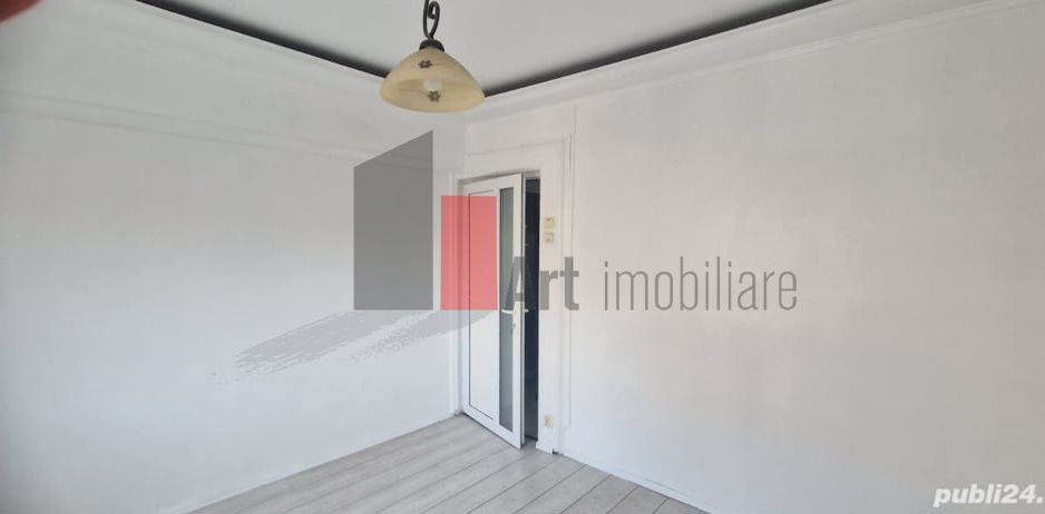 APARTAMENT  2 CAMERE -  MOSILOR , ZECE MESE - Poză 8