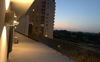 Apartament  3 camere - Vedere Parcul Tineretului - Poză 4