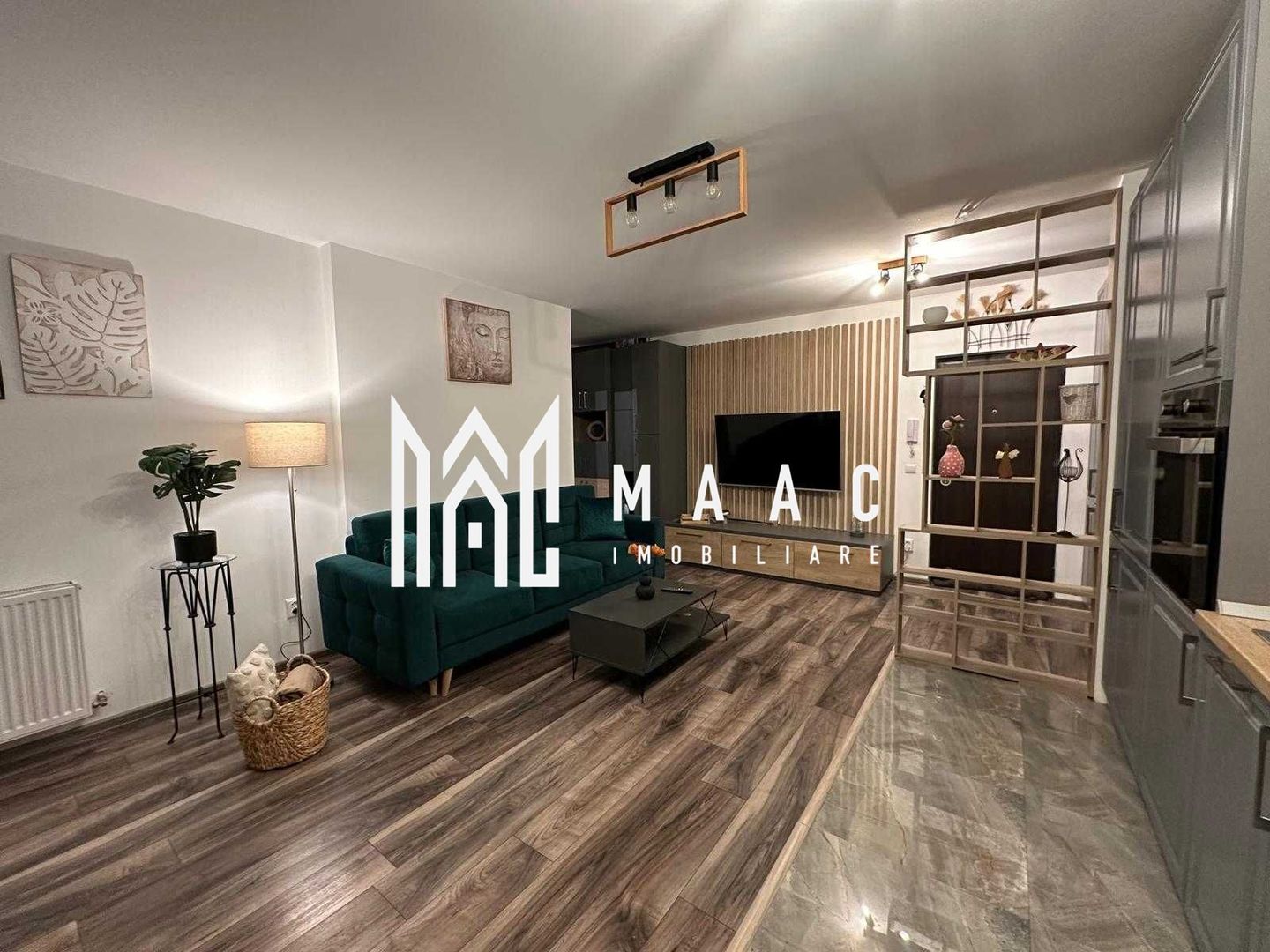Apartament 2 camere | Decomandat | Terasa | Zona Centrala - Poză 1