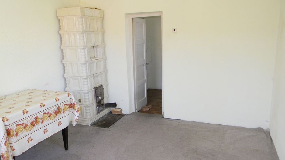 Proprietate cu 2 hale si casa la inchiriat,teren 1350mp - Poză 15