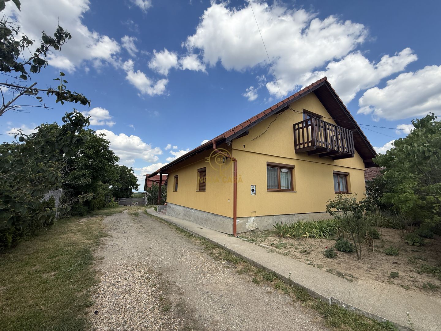 De vanzare Casa cu 4 camere si teren de 4.839mp/Utilata/Mobilata - Poză 2