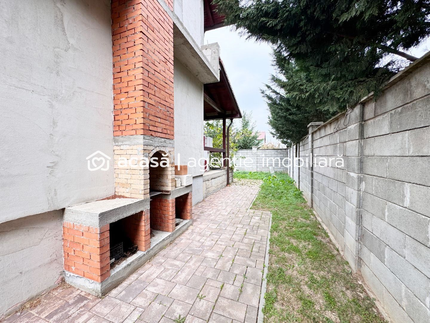 Vilă unică, gata să devină locuința ta de vis, în Livada. - Poză 19