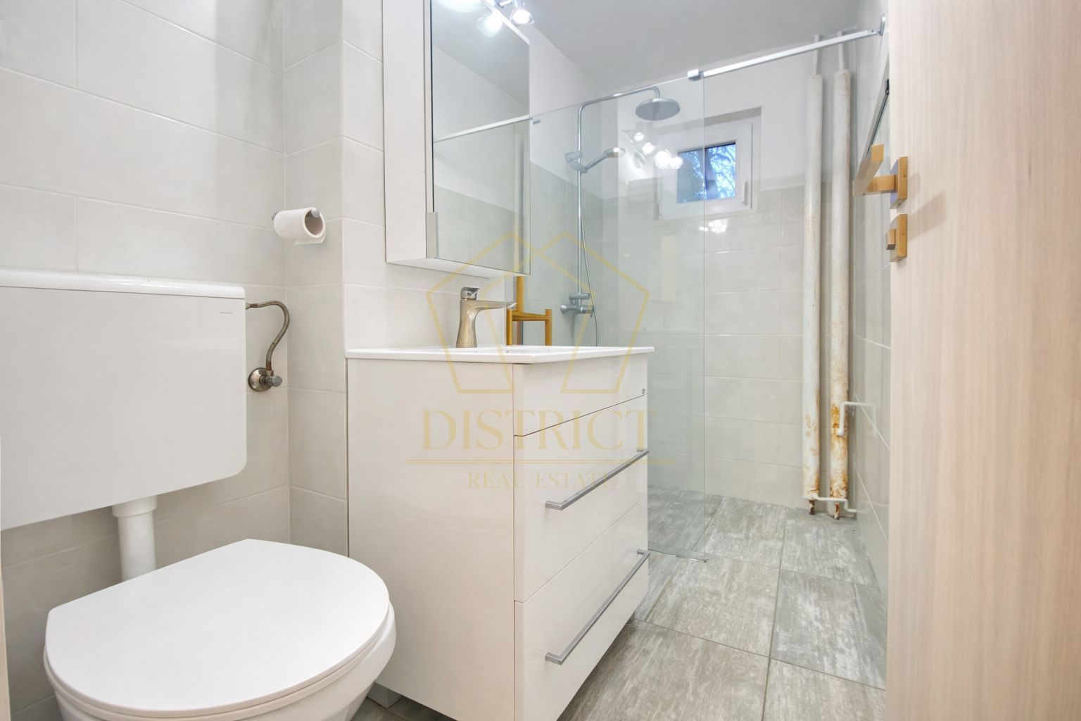 Apartament superb cu 2 camere | Spitalul Judetean - Poză 7