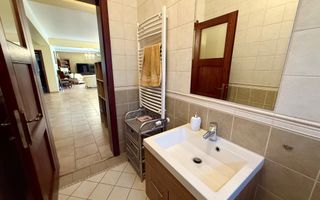 Vila 6 Camere de Vanzare I Mogosoaia - Poză 3