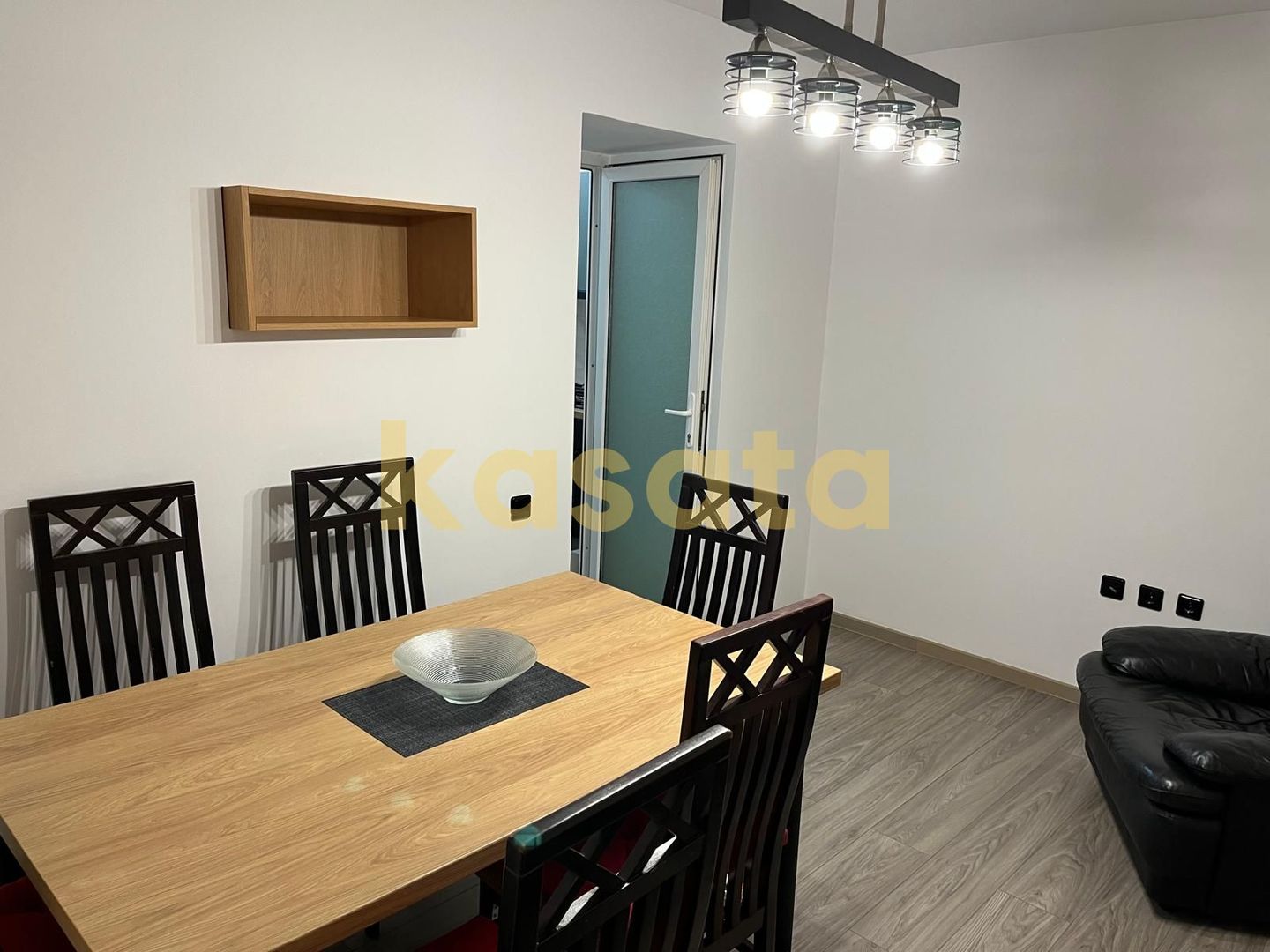 Apartament spațios 3 camere de închiriat – confort și luminozitate - Poză 10