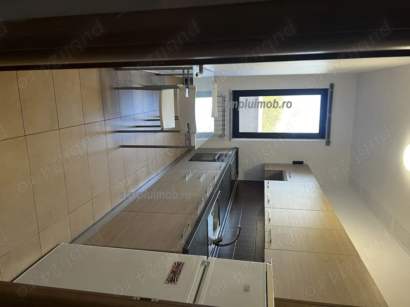 Decomandat 2 camere Pipera-Otopeni - Poză 4