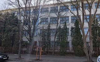 Imobil cu destinatie clinica medicala, spital - Poză 1