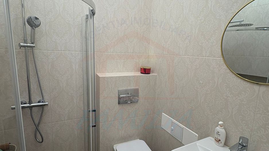 🏢De închiriat apartament 2 camere, Centru, 550 euro - Poză 5
