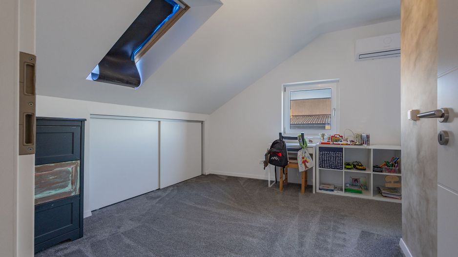 Casa deosebita de vanzare in Giarmata COMISION 0% CUMPARATOR - Poză 19