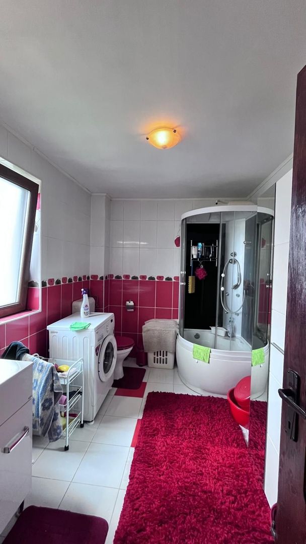 Casa de vanzare in Micesti pe 2 nivele si demisol cu garaj - Poză 7