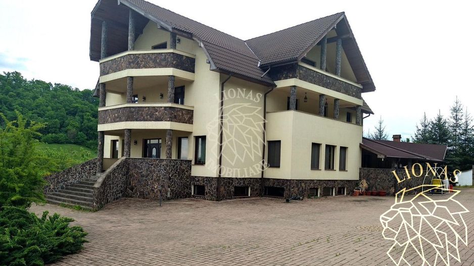 Casa/Conac/Pensiune/Casa de vacanta-1300 mp -Str. Ghinzii -EXCLUSIV - Poză 1