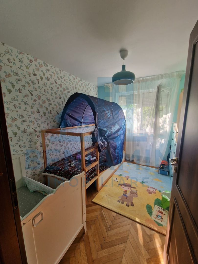 4 decomandate - 80mp - centrala proprie - renovat - Calea Bucuresti - Poză 5