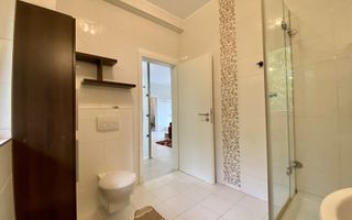 Oportunitate excelentă! Apartament in vilă, 5 camere. - Poză 11