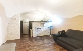 Spatiu comercial de vanzare la curte comuna Ultracentral, Oradea - Poză 2