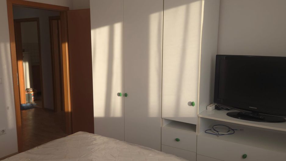 Apartament  2 camera zona Avangarden - Poză 5