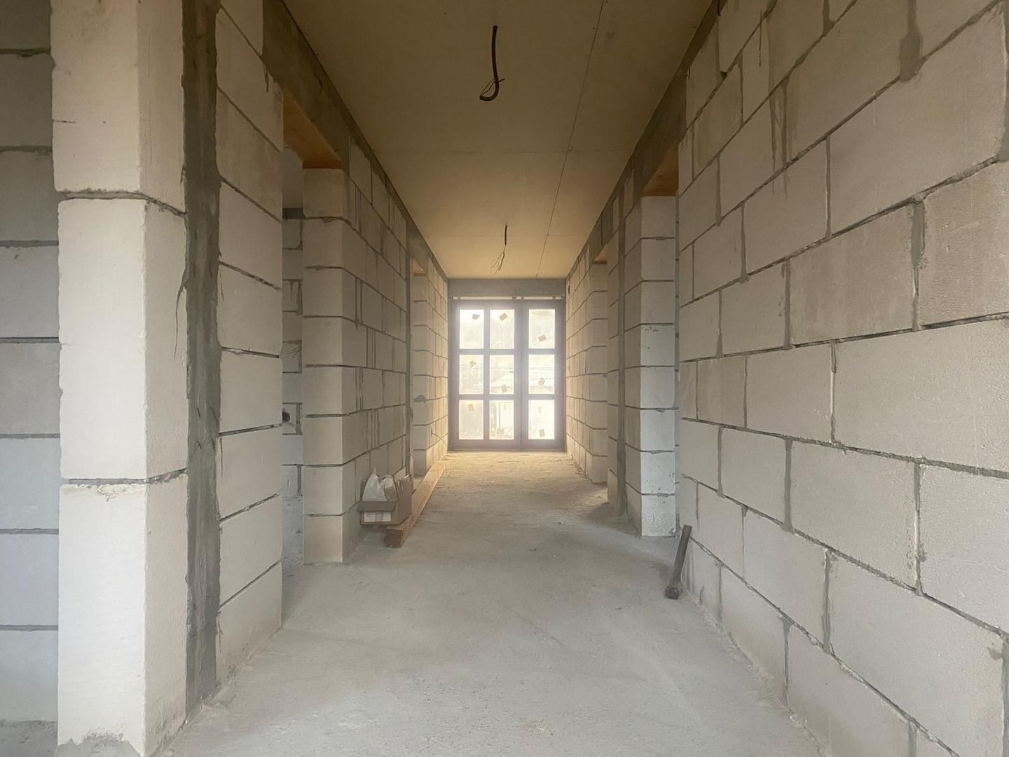 Zona de deal! Vanzare casa cu 6 camere in Pietrari - Poză 9