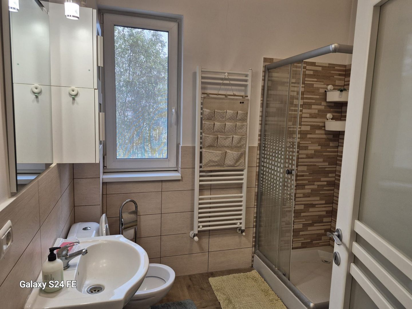 Soarelui | 3 Camere-80 mp | Mobilat si Utilat | Loc de parcare - Poză 16