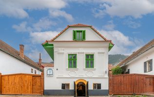 De vânzare Casa Weiss, Rimetea, pensiunea cu 5 margarete, patrimoniu !