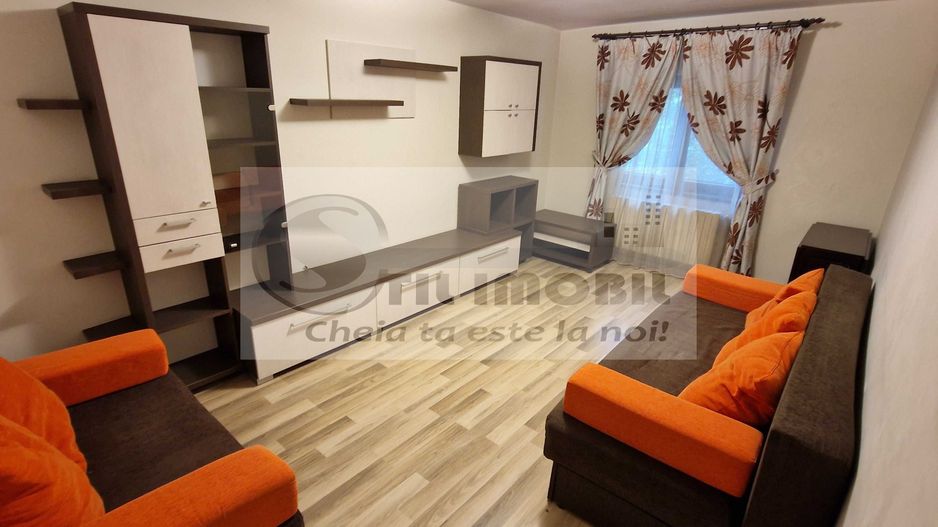 Apartament cu 2 camere, decomandat - Canta, la etaj intermediar ! - Poză 1
