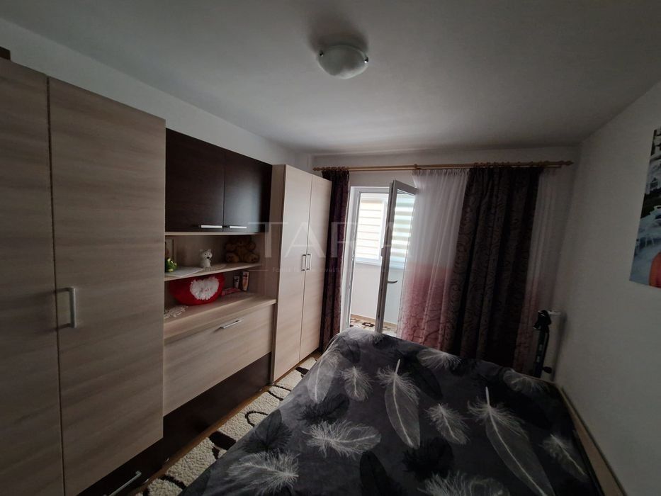 Apartament complet mobilat, cu 2 balcoane termopan. Parcare și boxă. - Poză 7