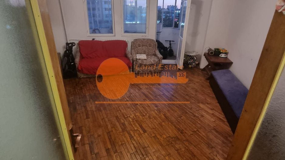 Apartament cu 3 camere in zona Crangasi - Poză 1