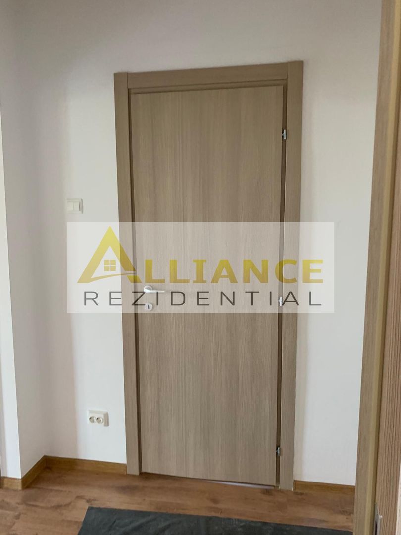 Catelu-Casa S+P+1+M - 14 Camere-1550 Teren - Poză 14