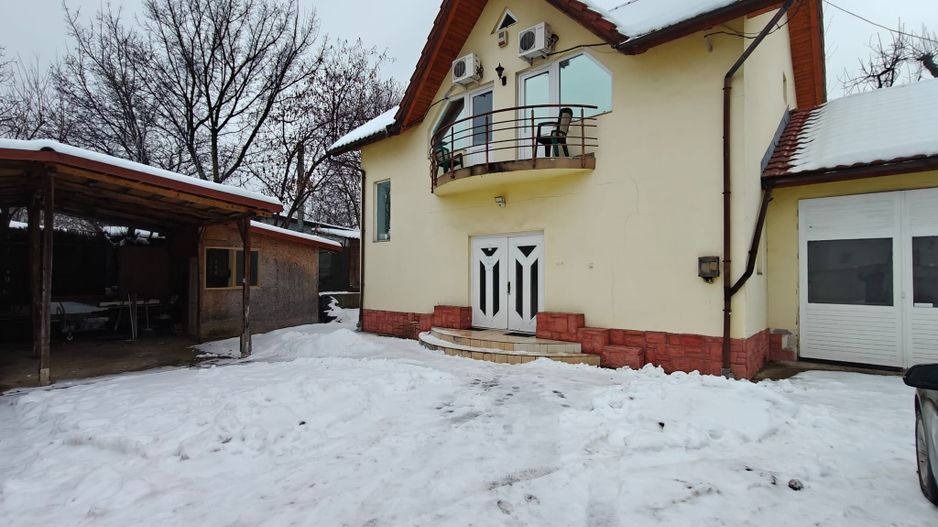 Casa de inchiriat, 4 Cam, Garibaldi - Poză 1