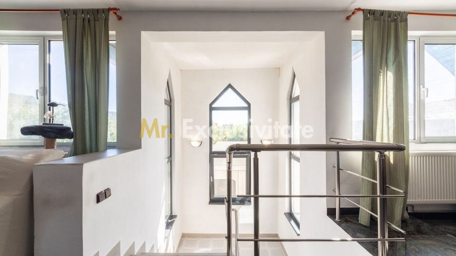 Casa visurilor cu livada roditoare si gradina amenajata - Poză 7