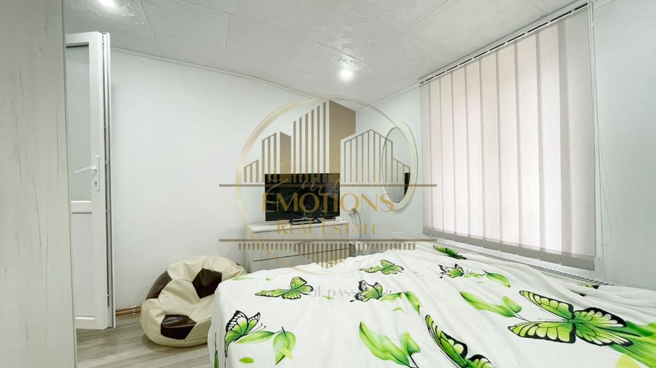 OCAZIE | Apartament 2 camere - curte comuna - central - Poză 2