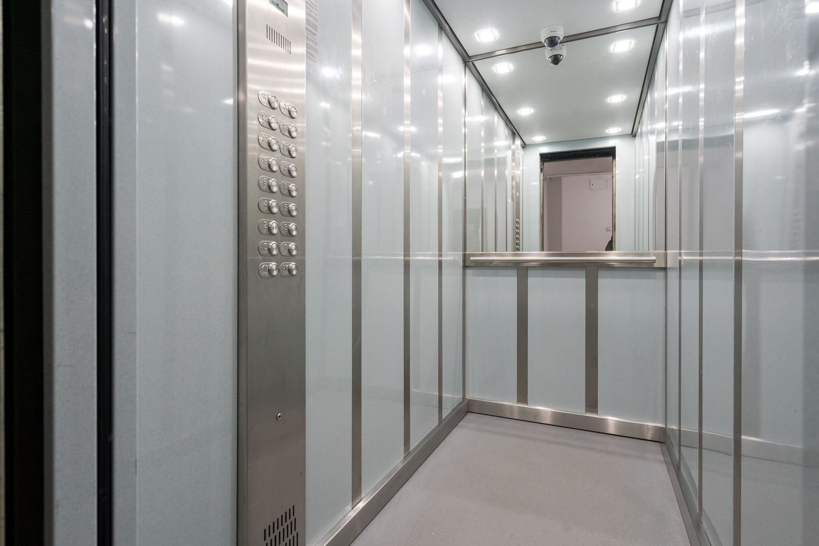 Garsoniera premium de inchiriat | Piata Alba Iulia I Super priveliste - Poză 24