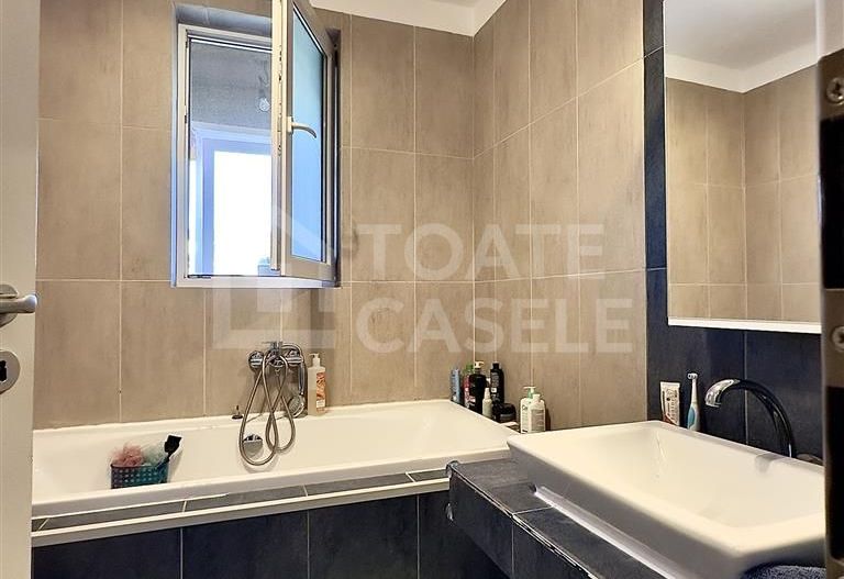 Apartament spatios cu 3 camere – Floresti, zona Parcul Poligon - Poză 6