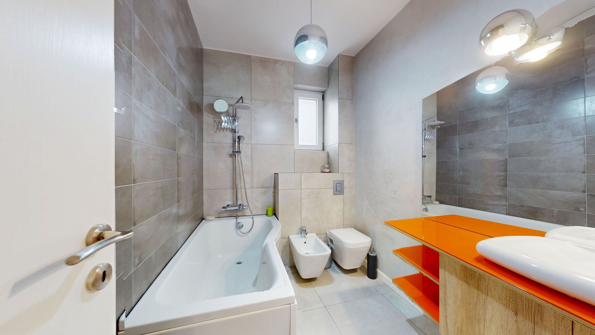 Popesti-Leordeni central vila individuala 130m utili curte 200 mp - Poză 14