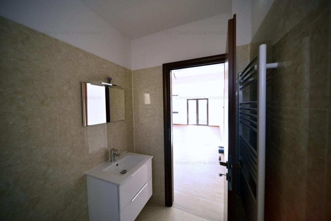 Predare la Cheie, Curte Amenajata, Toate Utilitatile in Uz - Poză 12