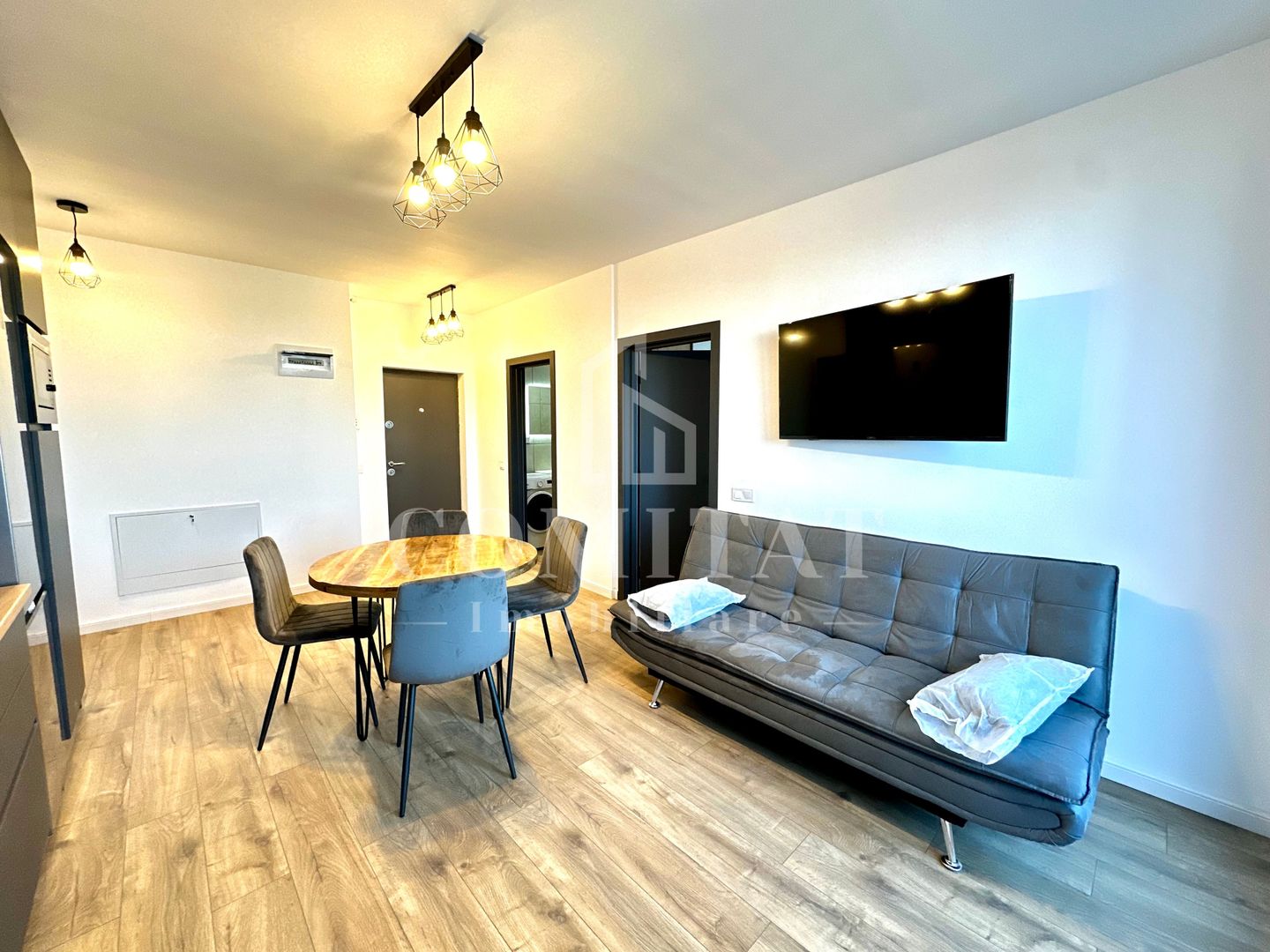 Apartament la cheie | 3 camere | Zona Str Traian Vuia - Poză 2