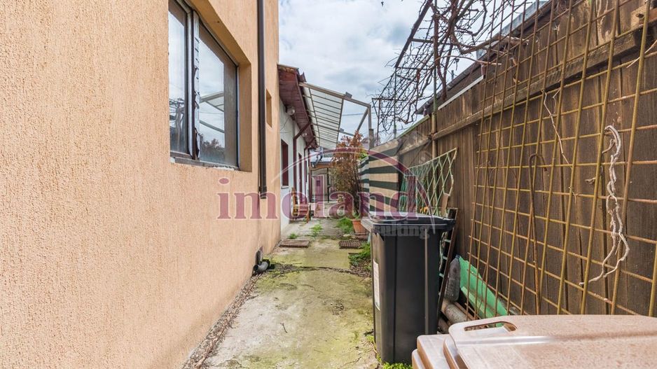 Vanzare - vila noua+spatiu birou/comercial - Crangasi-Constructorilor - Poză 6