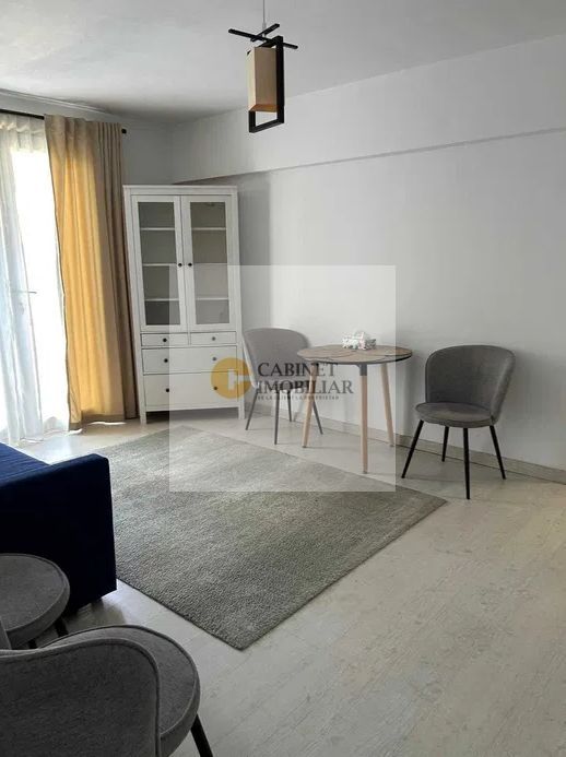 2 camere | Piata Universitatii | Balcon frantuzesc - Poză 3