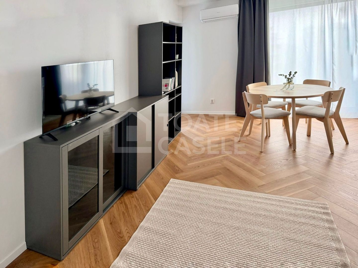 Apartament modern cu 2 camere, ultrafinisat – totul nou, totul pregătit pentru mutare - Poză 4
