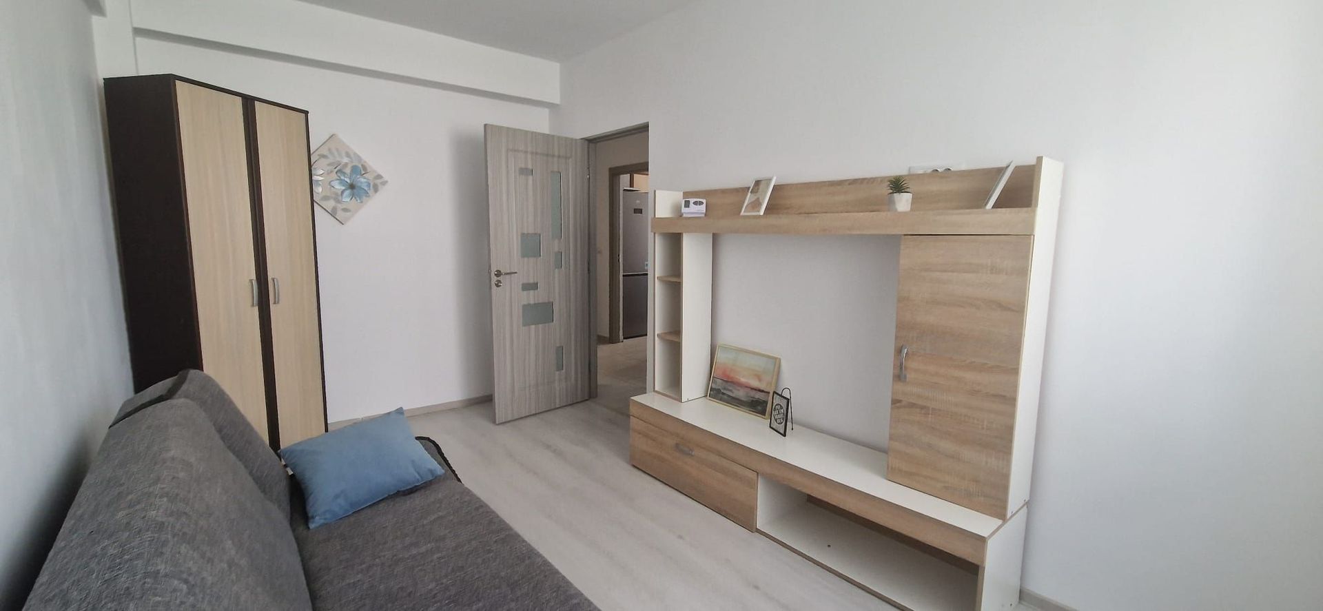 Apartament 2 camere Decomandat 54 mp Intabulat Galata 95000 euro - Poză 1