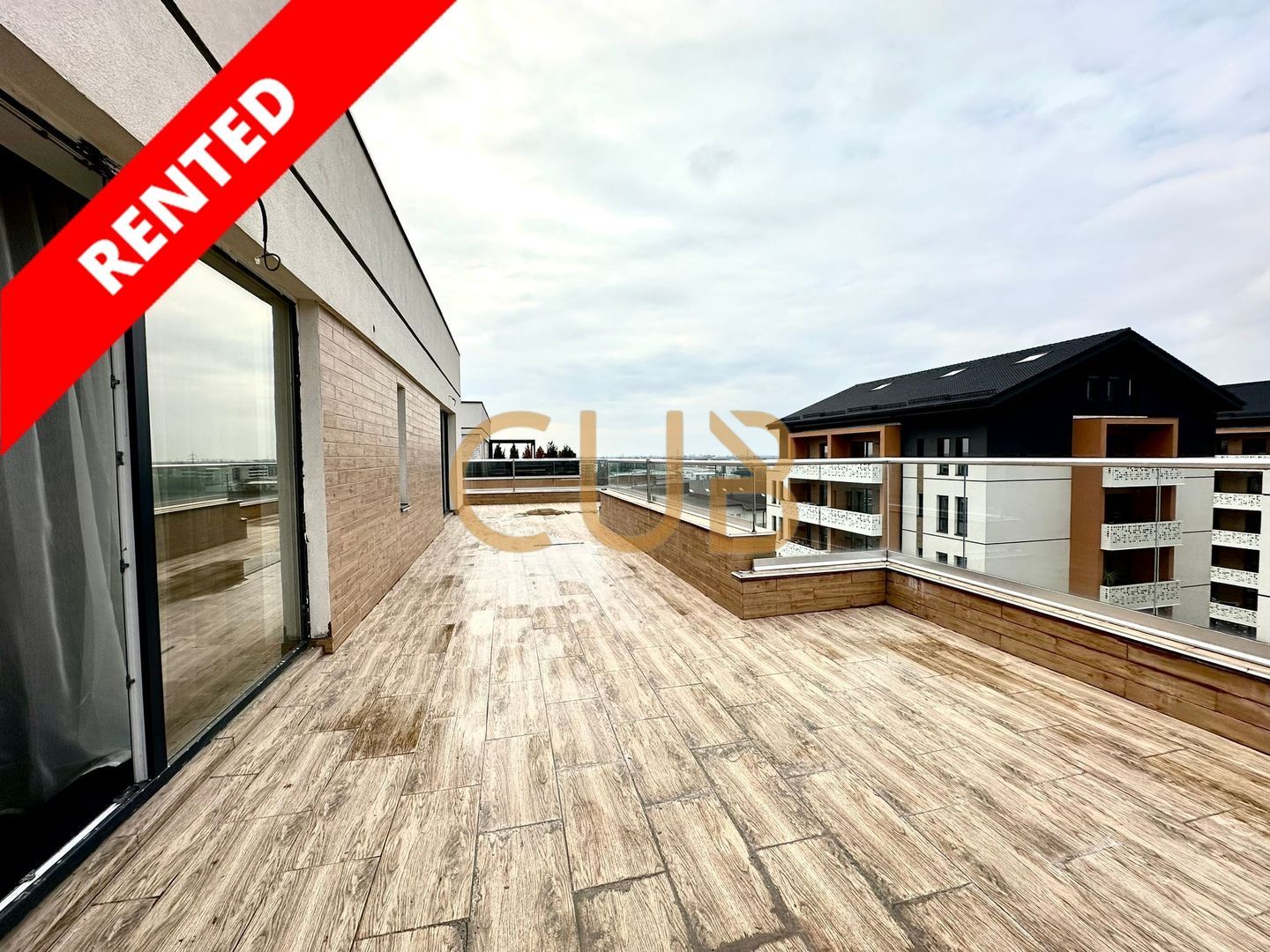 Penthouse - 3 cam | bloc nou, lift, 2 bai, parcare | Giroc - zona Lidl - Poză 1