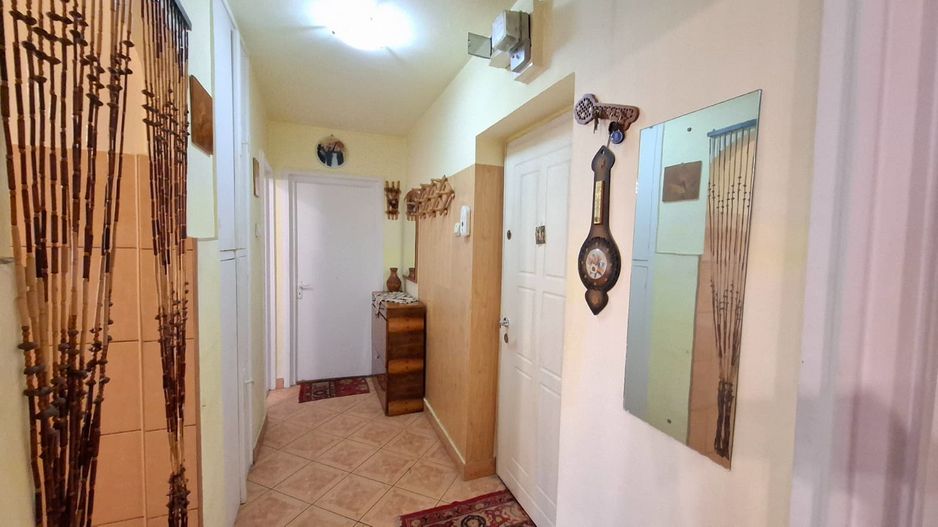 Apartament cu 2 camere de vanzare -Piata Victoriei Targu Mures - Poză 5