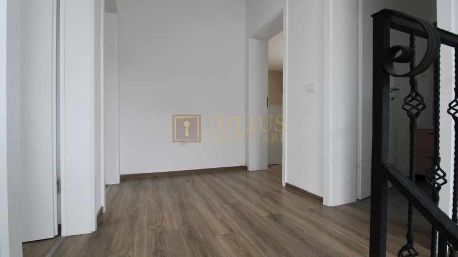 Zona Cora - Dumbravita, 5 camere + 2 bai. - Poză 15