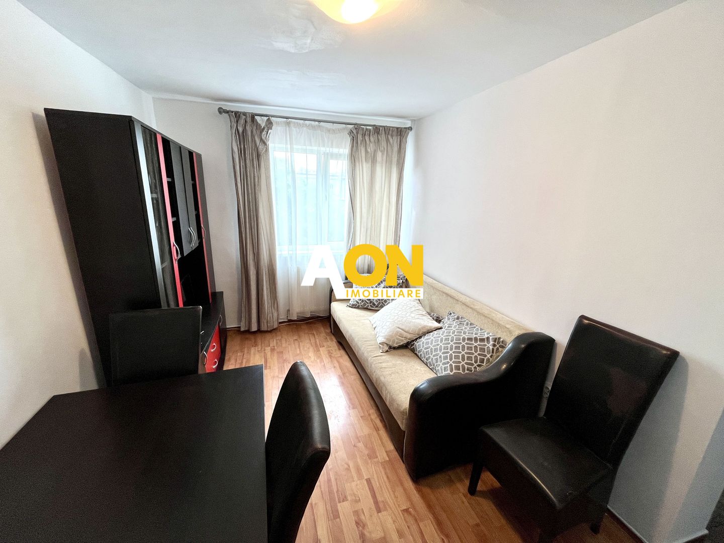 Apartament cu 2 Camere, Complet Mobilat, Zona Cetate - Poză 4